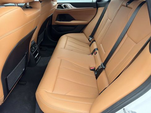 Used 2023 BMW i4 eDrive40 RWD image 10