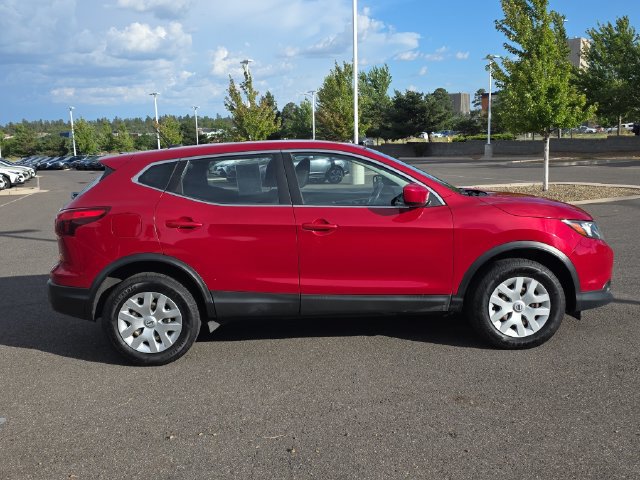 Used 2018 Nissan Rogue Sport S FWD image 2