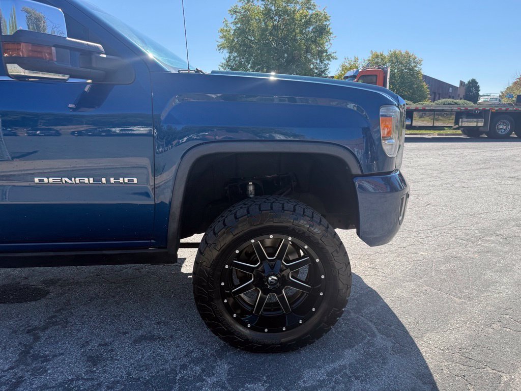 Used 2015 GMC Sierra 2500 Denali w/ Duramax Plus Package AWD/4WD image 13