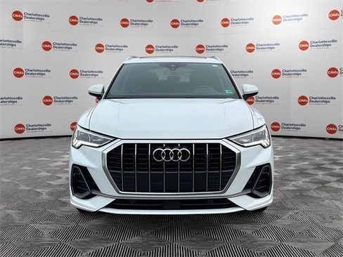 Used 2024 Audi Q3 2.0T Premium image 8