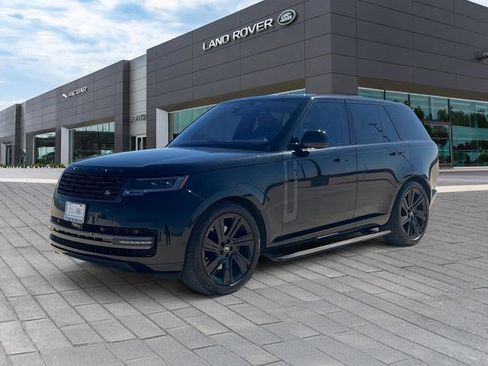 Used 2023 Land Rover Range Rover SE AWD/4WD image 1