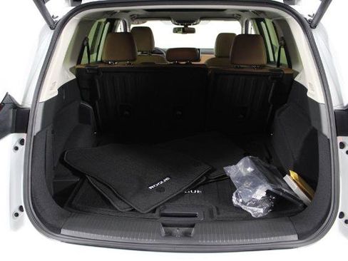 Certified 2026 Nissan Rogue Platinum w/ Platinum Premium Package AWD/4WD image 18
