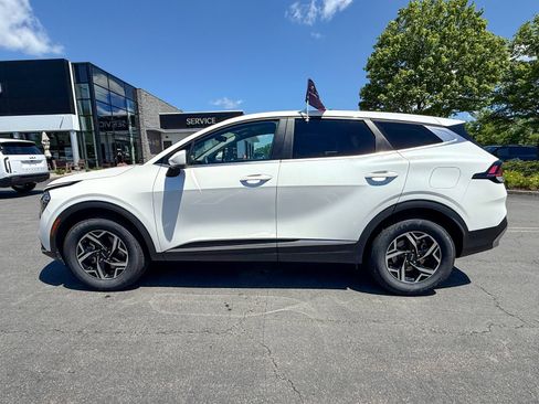 Certified 2023 Kia Sportage LX AWD/4WD image 10