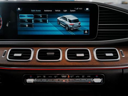 Used 2020 Mercedes-Benz GLE 450 4MATIC image 19