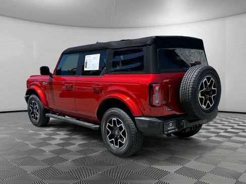 Used 2024 Ford Bronco Outer Banks AWD/4WD image 3