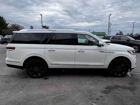 Used 2024 Lincoln Navigator L Reserve w/ Equipment Group 201A AWD/4WD image 7