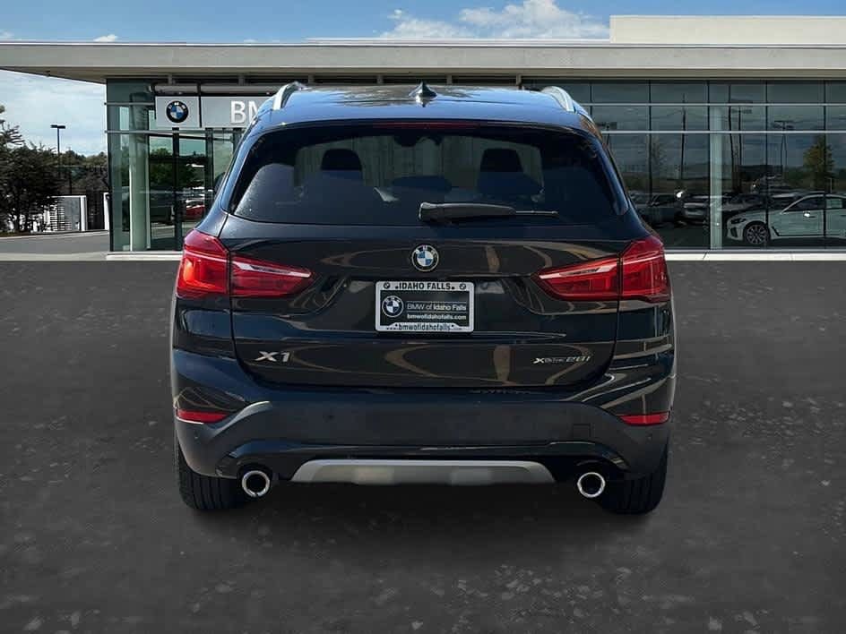 Used 2021 BMW X1 xDrive28i AWD/4WD image 6