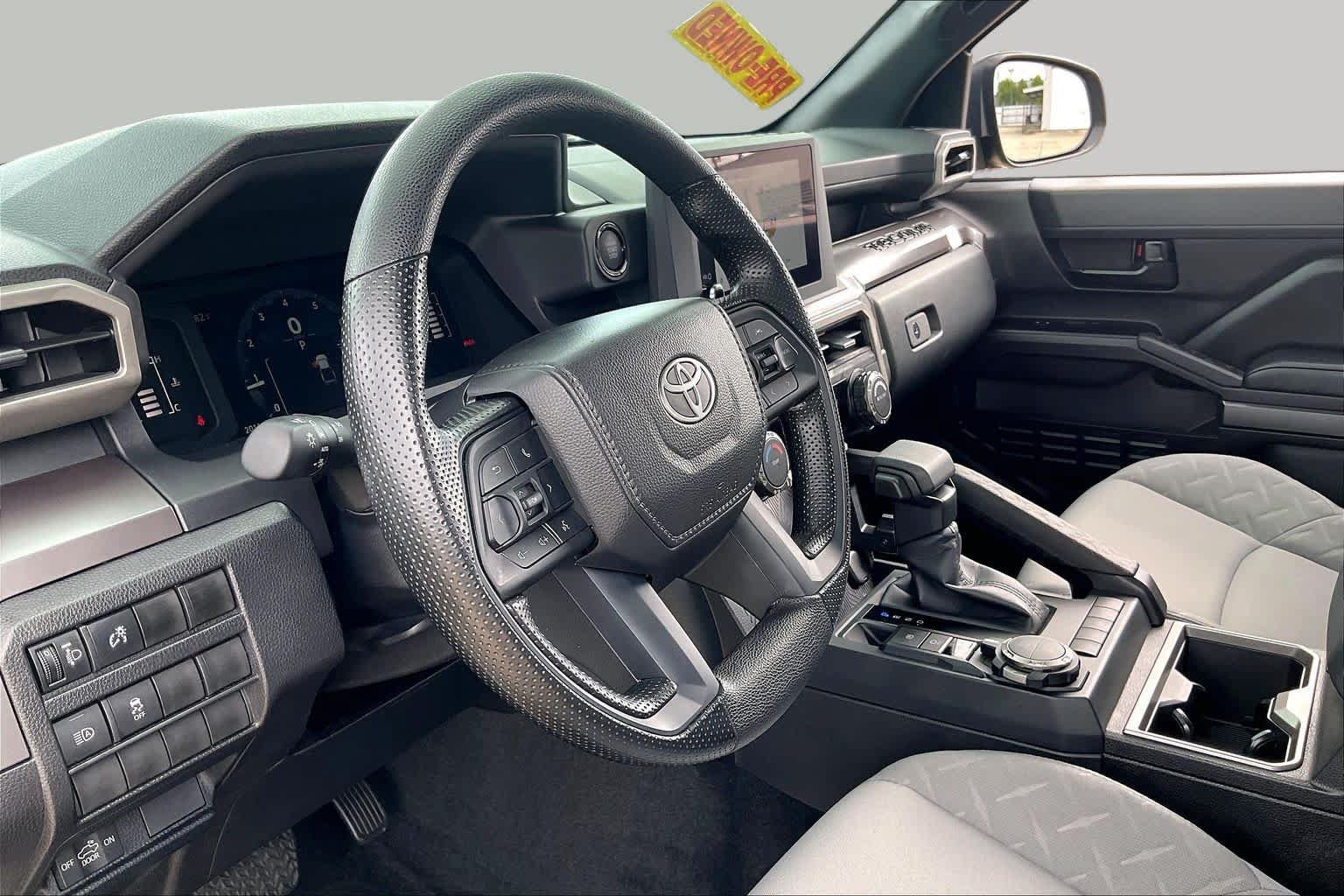 Certified 2026 Toyota Tacoma SR5 AWD/4WD image 18