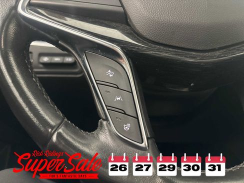 Used 2020 Cadillac XT5 Premium Luxury image 25