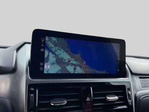 Used 2023 Lexus GX 460 Premium w/ Premium Package image 34