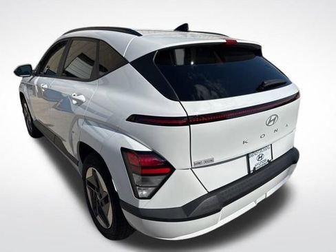 Used 2024 Hyundai Kona SEL FWD image 5