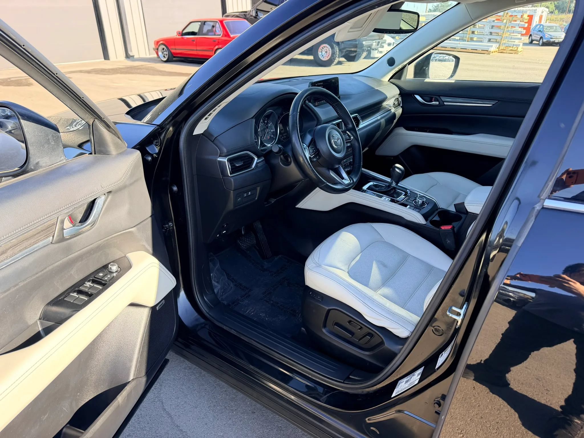 Used 2017 MAZDA CX-5 Grand Touring w/ Premium Package AWD/4WD image 10