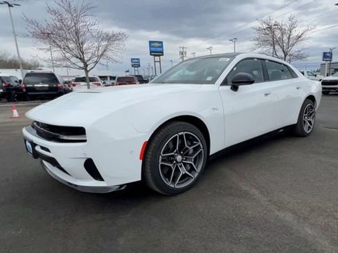 New 2026 Dodge Charger R/T AWD/4WD image 4