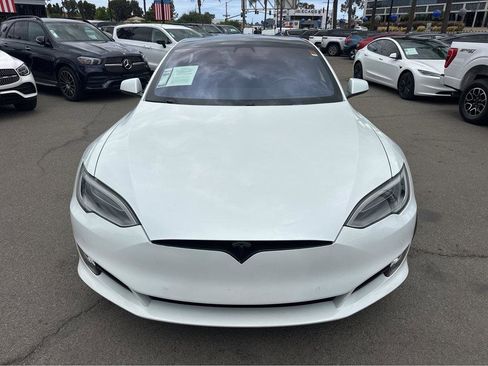 Used 2018 Tesla Model S 75D AWD/4WD image 2