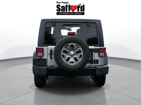 Certified 2016 Jeep Wrangler Unlimited Rubicon w/ Connectivity Group AWD/4WD image 8