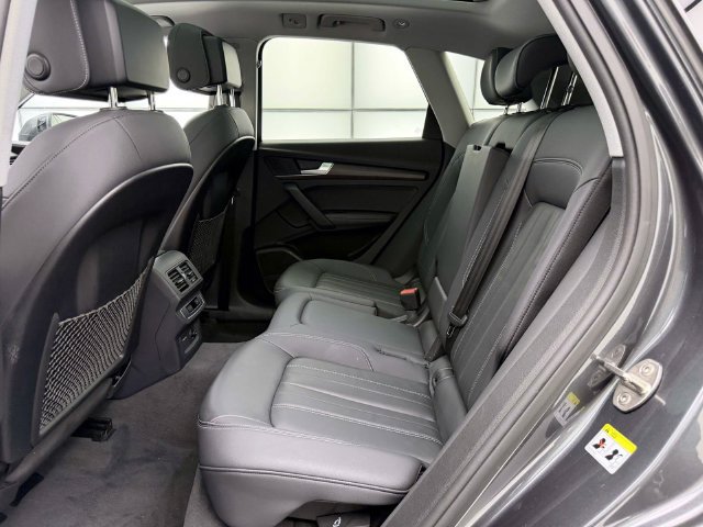 Used 2023 Audi Q5 2.0T Premium Plus AWD/4WD image 12