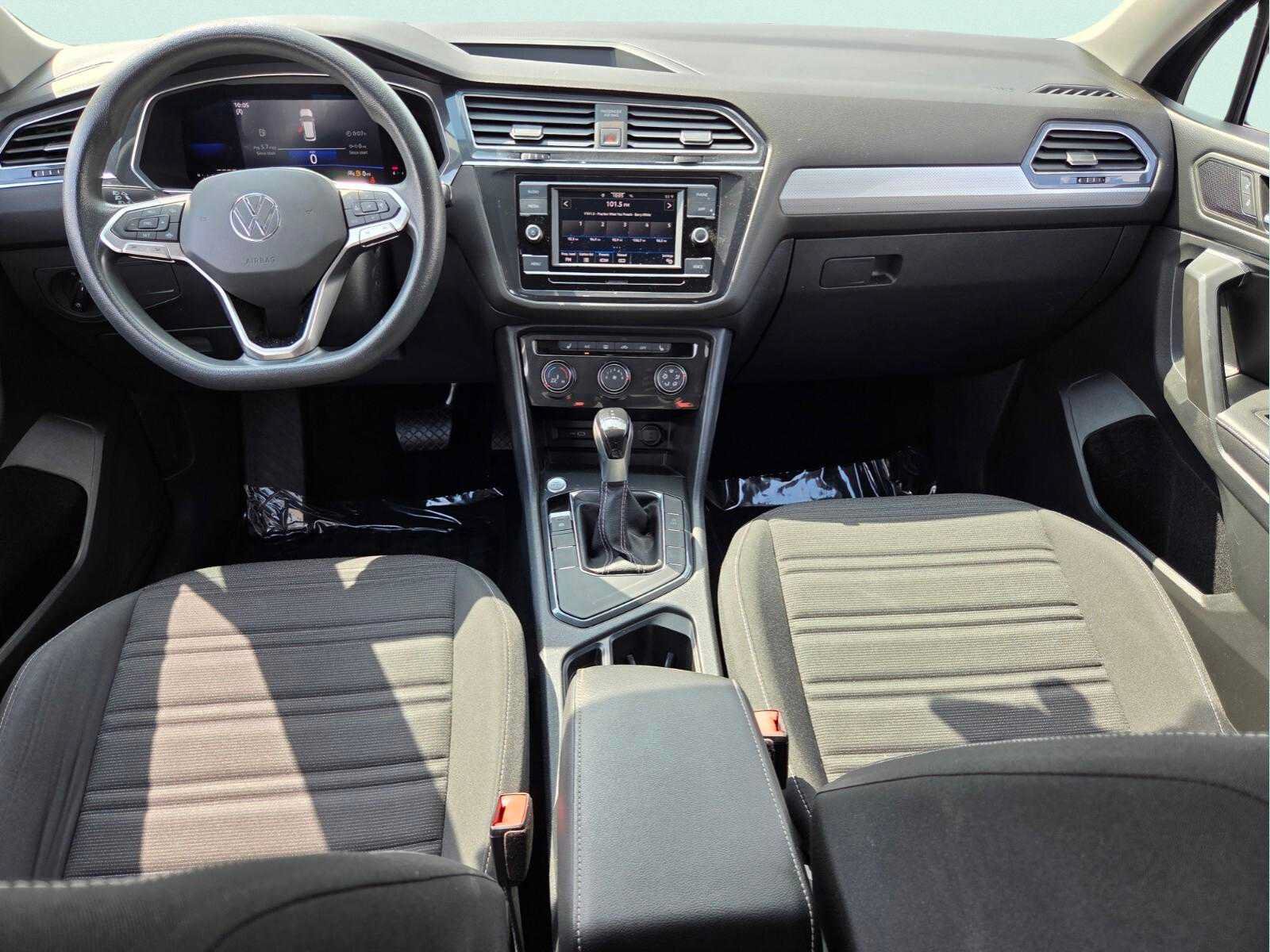 Used 2022 Volkswagen Tiguan S FWD image 13
