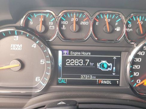 Used 2017 Chevrolet Suburban 3500 LS w/ Driver Alert Package AWD/4WD image 55