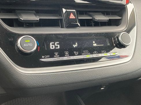 Used 2023 Toyota Corolla LE image 22