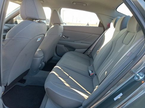 Certified 2025 Hyundai Elantra Sport image 11