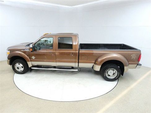 Used 2011 Ford F450 Lariat image 16