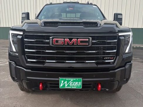 Certified 2024 GMC Sierra 3500 AT4 w/ AT4 Preferred Package image 8