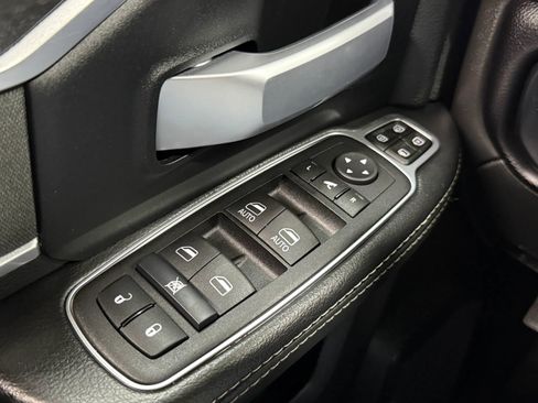 Used 2024 RAM 2500 Big Horn AWD/4WD image 26