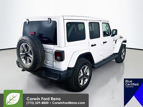 Used 2019 Jeep Wrangler Unlimited Sahara AWD/4WD image 10
