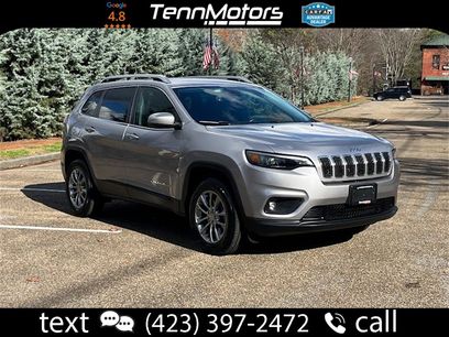 Used 2019 Jeep Cherokee Latitude Plus w/ Comfort/Convenience Group