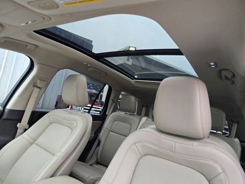 Used 2022 Lincoln Aviator Reserve RWD image 7