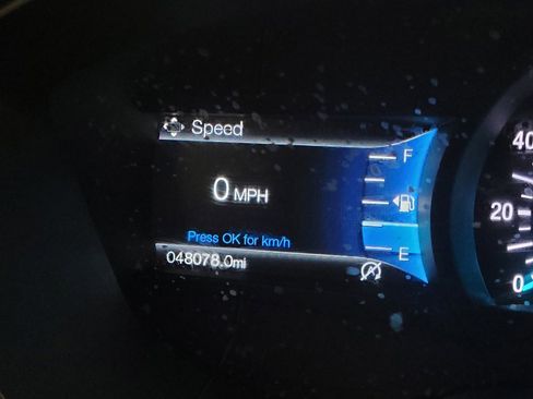 Used 2018 Ford Fusion SE w/ Fusion SE Technology Package image 23