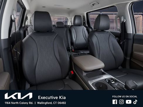 New 2026 Kia Carnival EX FWD image 15