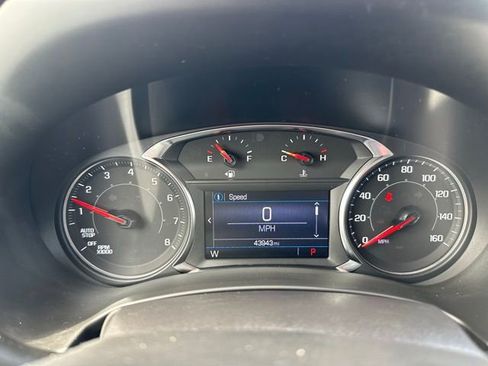 Used 2023 GMC Terrain SLE w/ Driver Convenience Package FWD image 24