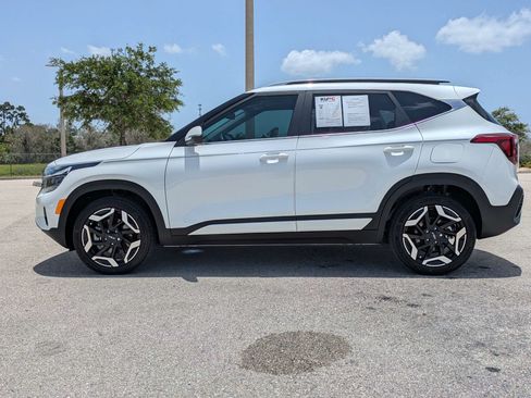Used 2024 Kia Seltos SX w/ SX Sunroof Package AWD/4WD image 8
