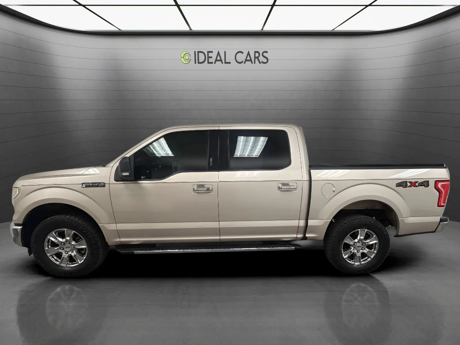 Used 2017 Ford F150 XLT w/ Equipment Group 302A Luxury AWD/4WD image 2