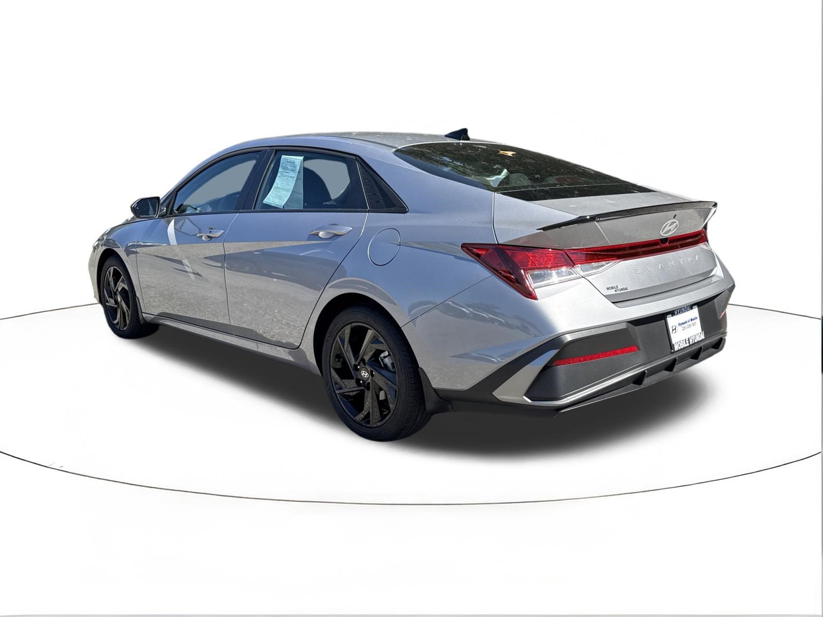 Certified 2026 Hyundai Elantra Sport FWD image 5