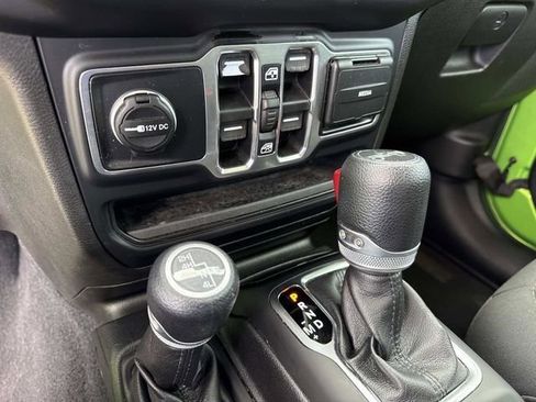 Used 2019 Jeep Wrangler Unlimited Sport S image 26