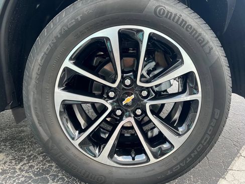 Used 2025 Chevrolet TrailBlazer LT FWD image 19