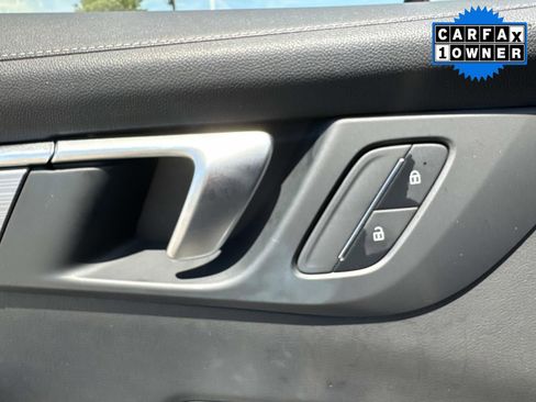 Used 2025 Buick Enclave Preferred FWD image 22