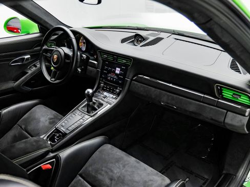Used 2018 Porsche 911 GT3 RWD image 46