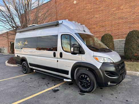 Used 2023 RAM ProMaster 3500 w/ Premium Convenience Group (B) image 43