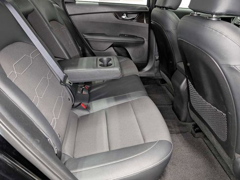 Certified 2024 Kia Forte GT-Line w/ GT-Line Premium Package image 39