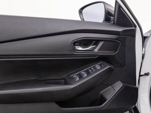 Used 2025 Honda Accord SE image 14