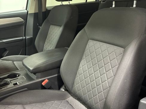 Used 2018 Volkswagen Atlas S FWD image 9