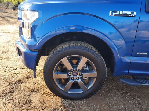 Used 2017 Ford F150 XLT w/ Equipment Group 302A Luxury image 13