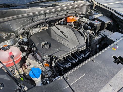 Used 2024 Kia Sorento S image 39