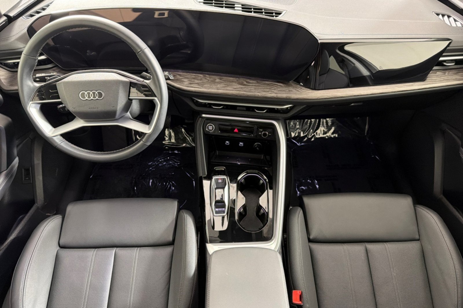 Used 2025 Audi Q5 Premium Plus w/ Premium Plus AWD/4WD image 12