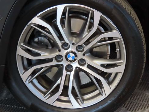 Used 2017 BMW X1 xDrive28i image 7