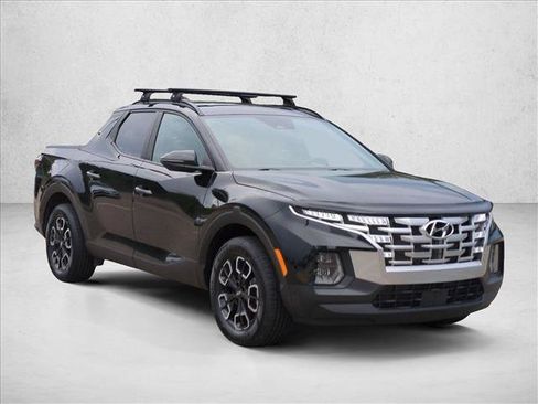 Used 2023 Hyundai Santa Cruz SEL Premium w/ Cargo Package AWD/4WD image 3