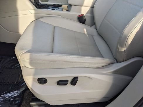 Certified 2023 Volkswagen Atlas SE image 19